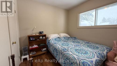 610 13 Street, Hanover, ON - Indoor Photo Showing Bedroom