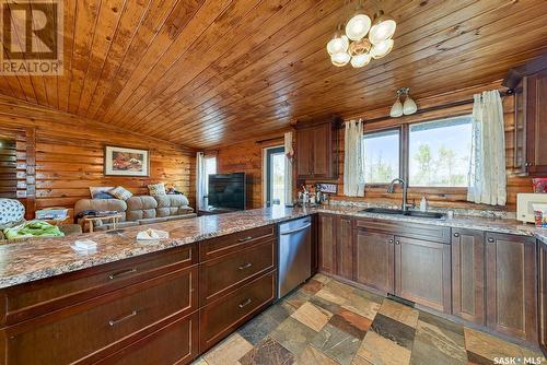 Rural Address, Hillsborough Rm No. 132, SK - Indoor Photo Showing Kitchen