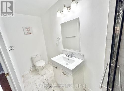 Upper - 28 Coppard Avenue, Markham, ON - Indoor Photo Showing Bathroom