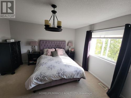 25 - 280 Hillcrest Avenue, Mississauga, ON - Indoor Photo Showing Bedroom