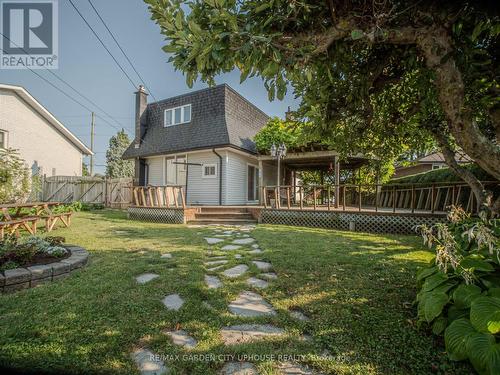 219 Lakeshore Road, St. Catharines (437 - Lakeshore), ON - Outdoor With Deck Patio Veranda