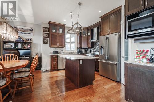 12872 Lake Hill Drive, Lake Country, BC - Indoor Photo Showing Kitchen With Upgraded Kitchen