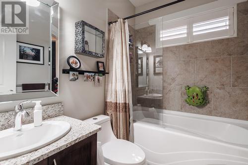 12872 Lake Hill Drive, Lake Country, BC - Indoor Photo Showing Bathroom