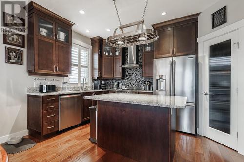 12872 Lake Hill Drive, Lake Country, BC - Indoor Photo Showing Kitchen With Upgraded Kitchen