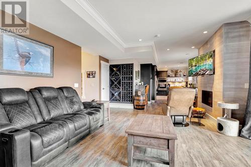 Suite Living/Kitchen - 12872 Lake Hill Drive, Lake Country, BC - Indoor Photo Showing Living Room