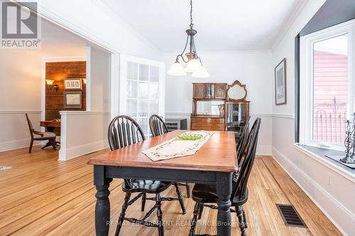 1304 Brock Road, Hamilton, ON - Indoor Photo Showing Dining Room