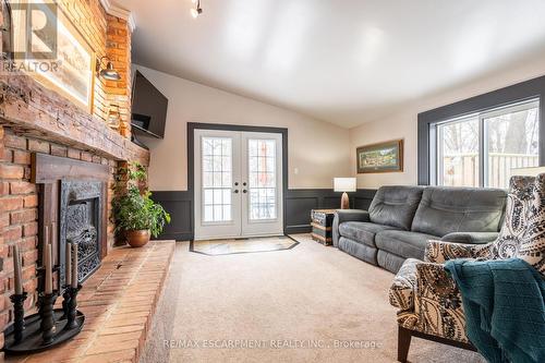 1304 Brock Road, Hamilton, ON - Indoor Photo Showing Living Room With Fireplace