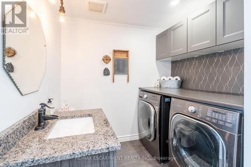 1304 Brock Road, Hamilton, ON - Indoor Photo Showing Laundry Room