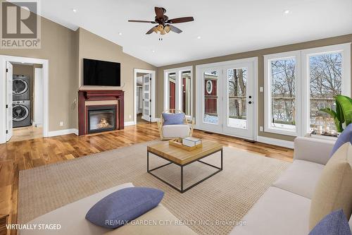 115 Gibson Street, Grimsby, ON - Indoor Photo Showing Living Room With Fireplace