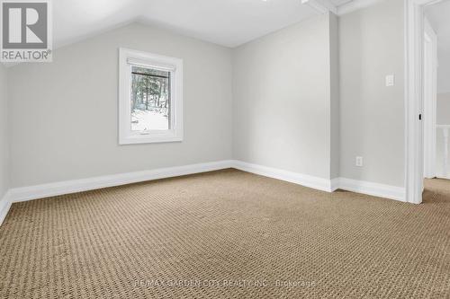 115 Gibson Street, Grimsby, ON - Indoor Photo Showing Other Room