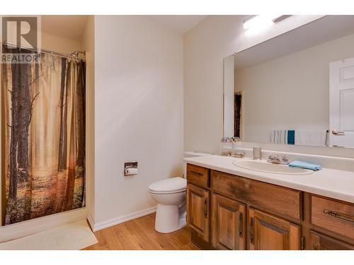 8272 St John Crescent, Prince George, BC - Indoor Photo Showing Bathroom