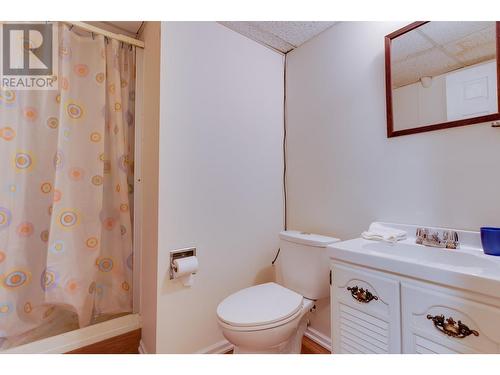 8272 St John Crescent, Prince George, BC - Indoor Photo Showing Bathroom