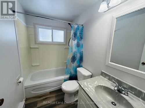 455 Highland Drive, North Huron (Wingham), ON - Indoor Photo Showing Bathroom