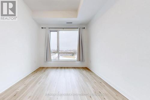 421 - 3220 Sheppard Avenue E, Toronto, ON - Indoor Photo Showing Other Room