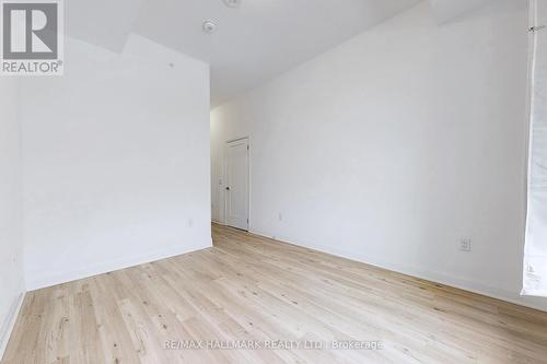 421 - 3220 Sheppard Avenue E, Toronto, ON - Indoor Photo Showing Other Room