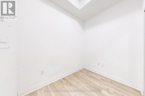 421 - 3220 Sheppard Avenue E, Toronto, ON - Indoor Photo Showing Other Room