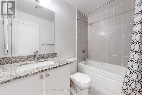 421 - 3220 Sheppard Avenue E, Toronto, ON - Indoor Photo Showing Bathroom