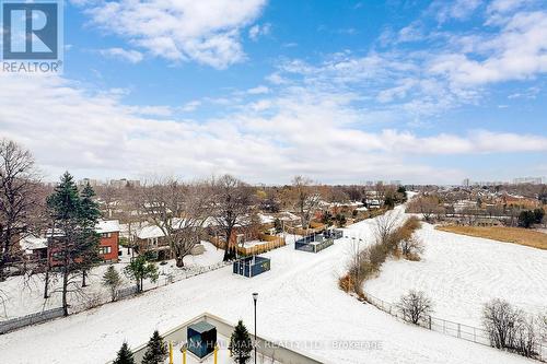 421 - 3220 Sheppard Avenue E, Toronto, ON - Outdoor With View