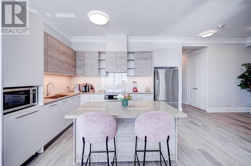 C 3607 - 12 Gandhi Lane, Markham, ON - Indoor Photo Showing Kitchen