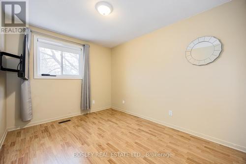 Upper - 52 Lowe Boulevard, Newmarket, ON - Indoor Photo Showing Other Room