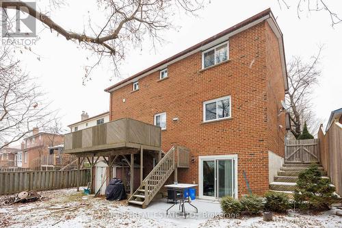 Upper - 52 Lowe Boulevard, Newmarket, ON - Outdoor With Exterior