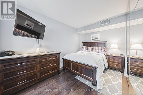 1502 - 45 Kingsbridge Garden Circle, Mississauga, ON - Indoor Photo Showing Bedroom