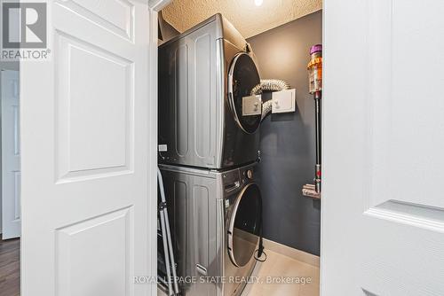 1502 - 45 Kingsbridge Garden Circle, Mississauga, ON - Indoor Photo Showing Laundry Room