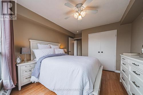 1908 - 150 Charlton Avenue E, Hamilton, ON - Indoor Photo Showing Bedroom