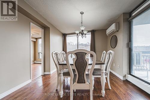 1908 - 150 Charlton Avenue E, Hamilton, ON - Indoor Photo Showing Dining Room