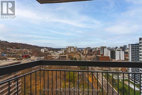 1908 - 150 Charlton Avenue E, Hamilton, ON - Outdoor With View