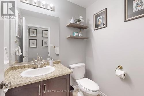 55 Donland Avenue, Grimsby, ON - Indoor Photo Showing Bathroom