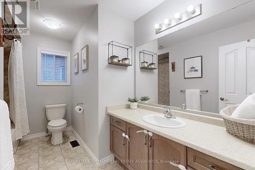 55 Donland Avenue, Grimsby, ON - Indoor Photo Showing Bathroom