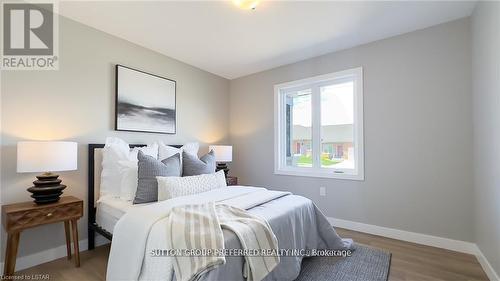 246 Beech Street, Central Huron (Clinton), ON - Indoor Photo Showing Bedroom