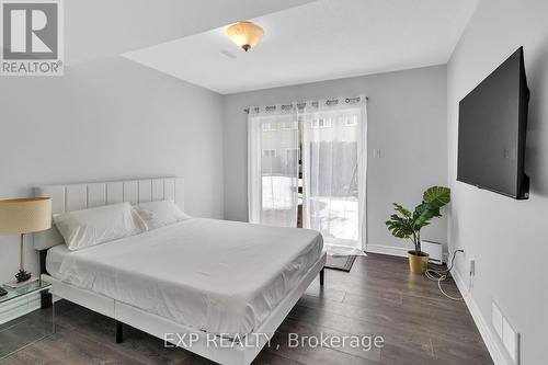 128 Gelderland, Ottawa, ON - Indoor Photo Showing Bedroom