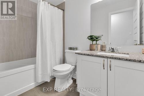 128 Gelderland, Ottawa, ON - Indoor Photo Showing Bathroom