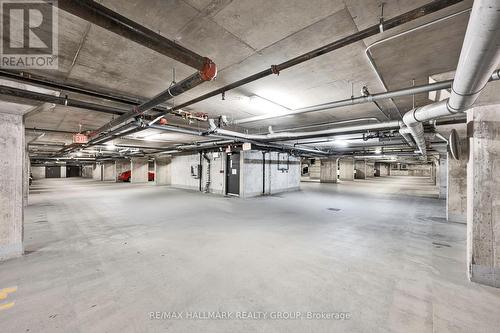 114 - 429 Kent Street, Ottawa, ON - Indoor Photo Showing Garage