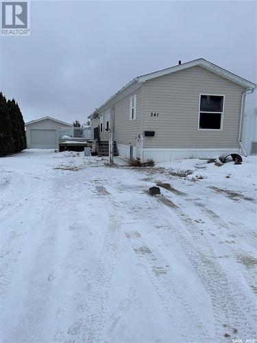 341 10Th Avenue S, Weyburn, SK 