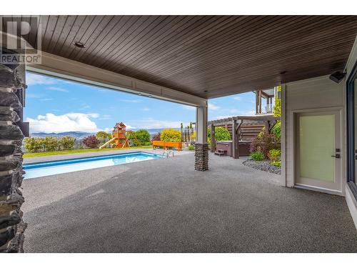 924 Lamont Lane, Kelowna, BC - Outdoor With In Ground Pool With Deck Patio Veranda With Exterior