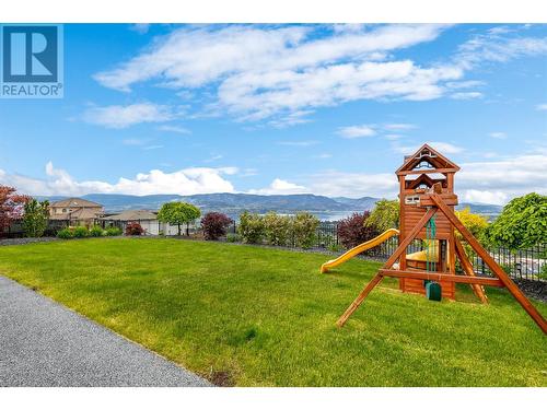 924 Lamont Lane, Kelowna, BC - Outdoor With View