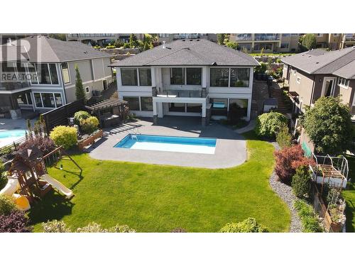 924 Lamont Lane, Kelowna, BC - Outdoor With In Ground Pool With Deck Patio Veranda