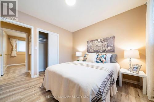 29 Elm Ridge Drive, St. Catharines (461 - Glendale/Glenridge), ON - Indoor Photo Showing Bedroom