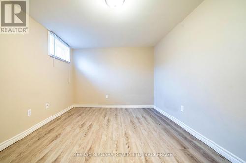 29 Elm Ridge Drive, St. Catharines (461 - Glendale/Glenridge), ON - Indoor Photo Showing Other Room