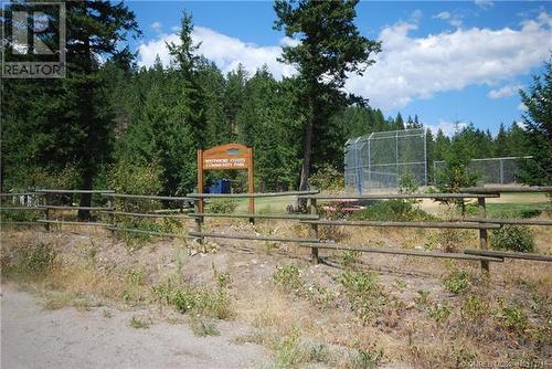 Park nearby - 383 Lakewood Road, Vernon, BC 