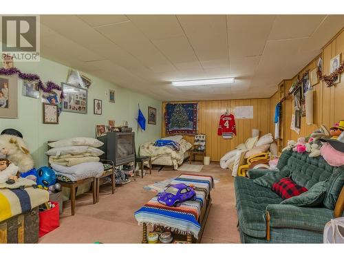 3321 Highway Drive, Trail, BC - Indoor Photo Showing Basement