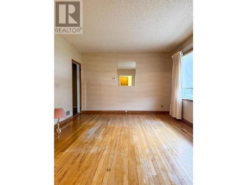 3321 Highway Drive, Trail, BC - Indoor Photo Showing Other Room