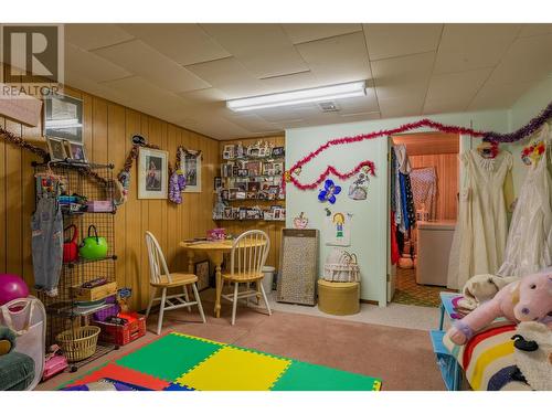 3321 Highway Drive, Trail, BC - Indoor Photo Showing Basement