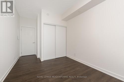 705 - 56 Lakeside Terrace, Barrie, ON - Indoor Photo Showing Other Room