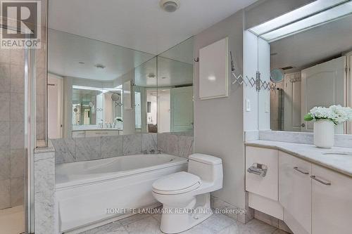 1908 - 38 Elm Street, Toronto, ON - Indoor Photo Showing Bathroom