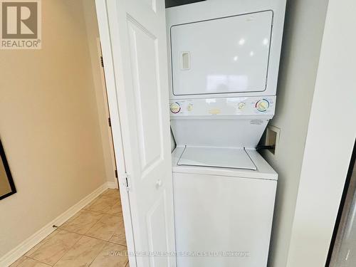 701 - 11 Christie Street, Toronto, ON - Indoor Photo Showing Laundry Room