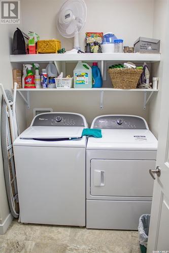 112N 1St Avenue N, St. Brieux, SK - Indoor Photo Showing Laundry Room